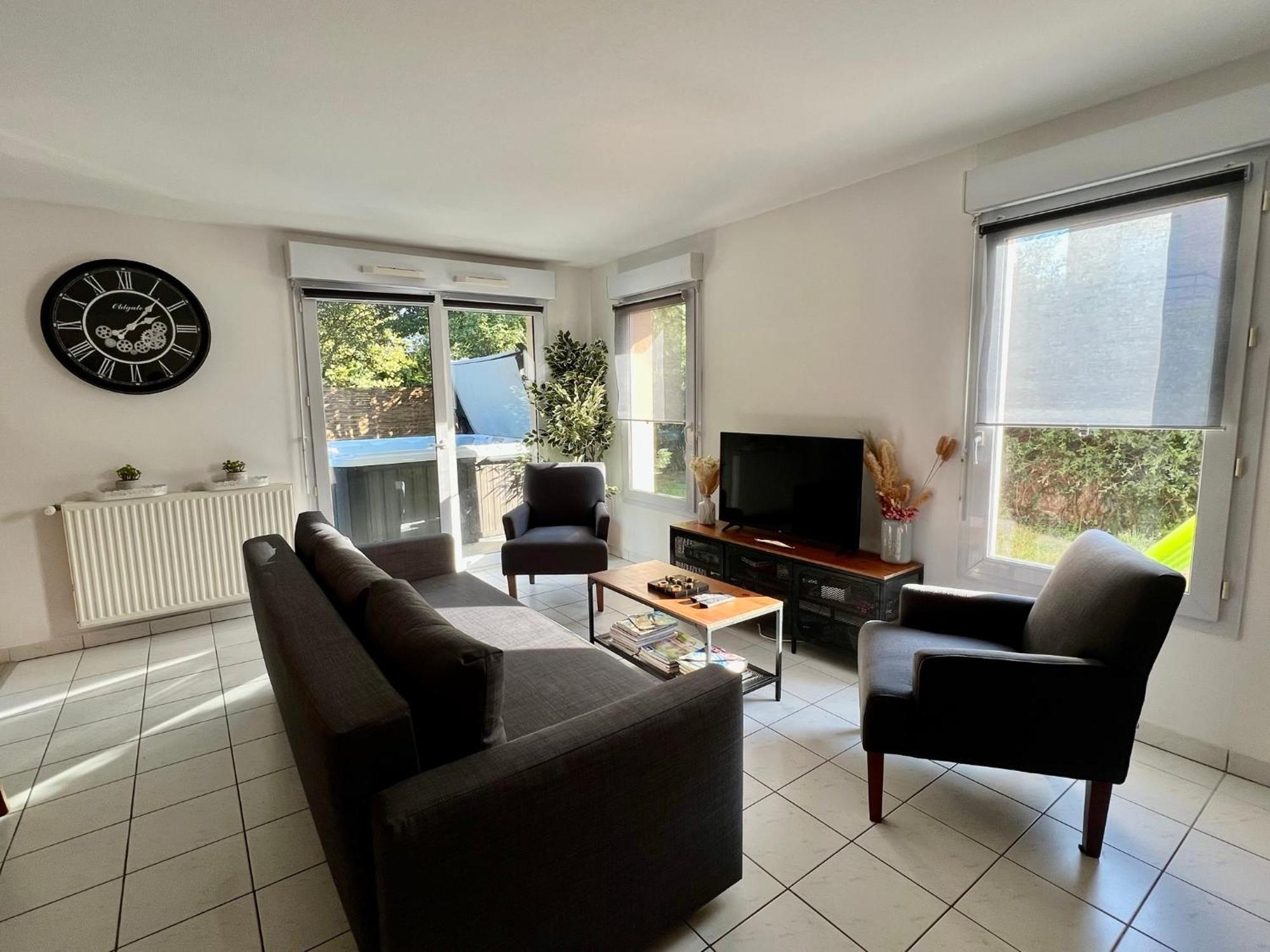 Appartement Avec Jacuzzi Et Jardin - Jusqu'A 8 Pers - Nantes Apartment