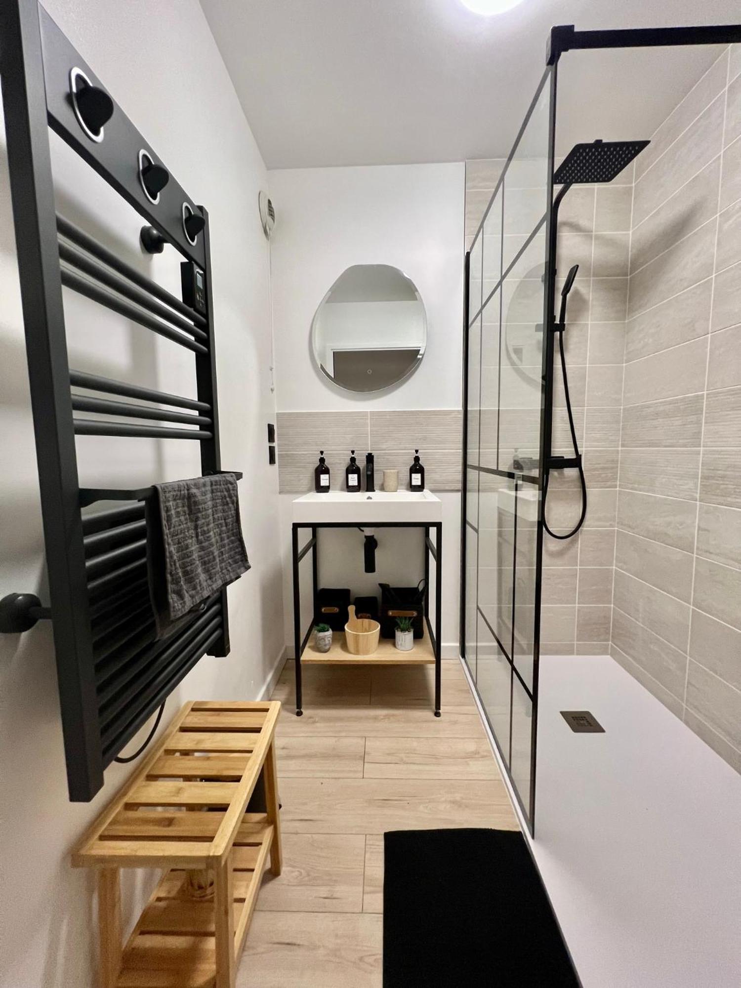Apartment Appartement Avec Jacuzzi Et Jardin - Jusqu'A 8 Pers - Nantes